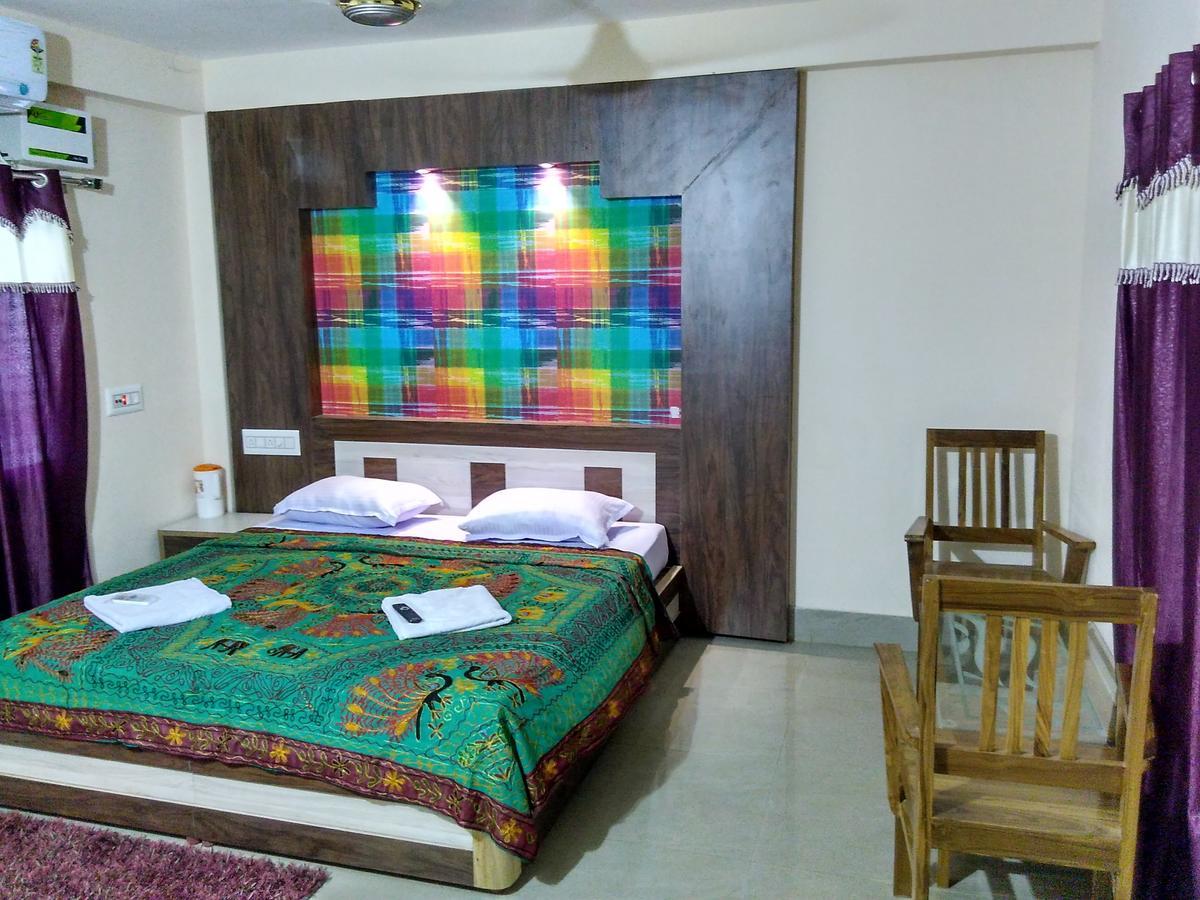 Hotel Sun Plaza-Near Konark Sun Temple- Couple Friendly-Best Choice Of Travellers Oda fotoğraf